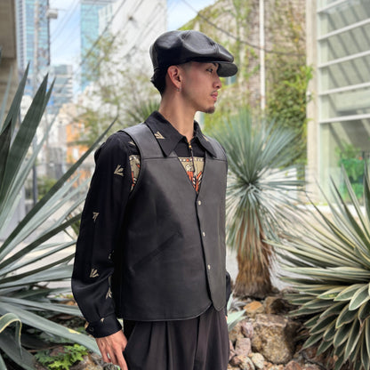 VEST "Peanut Flower"  ”The Ore" Red Jasper【Vネックレザーベスト/ブラック/ステアハイド/レッドジャスパー】