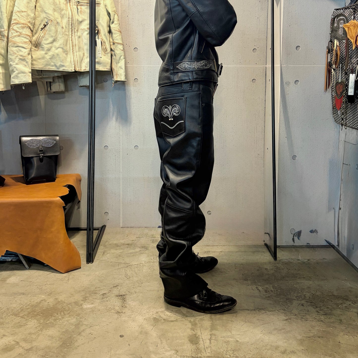 LEATHER PANTS "Lily" The Ore純銀 ※Normal【レザーパンツ/ブラック/茶芯/革パン】