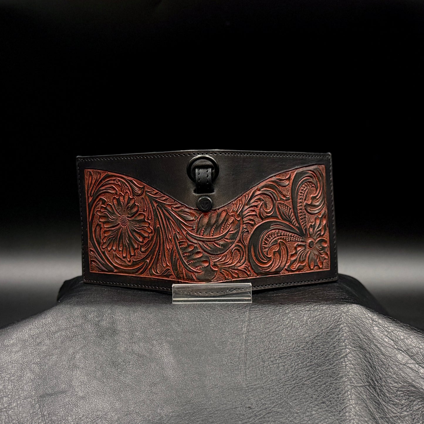 SHORT WALLET “Crest“ Red Jasper【二つ折り財布/ステアハイド/カービング/レッドジャスパー】