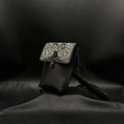 SHOULDER BAG “Crest“ The Ore 純銀【ショルダーバッグ/ステアハイド/カービング/シルバー】